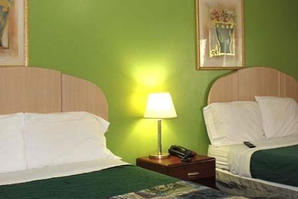 BUDGET INN CORNING (Corning)